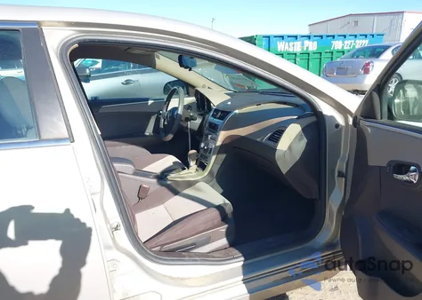 2011 Chevrolet Malibu Ls from USA, damaged, VIN 1G1ZB5E15BF199958